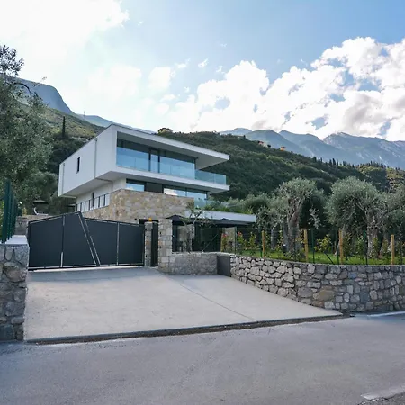 Olivo Luxury Aparthotel